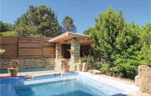 Maisons de vacances Amazing Home In St Paul Trois Chteaux With Wifi, Private Swimming Pool And Outdoor Swimming Pool : photos des chambres