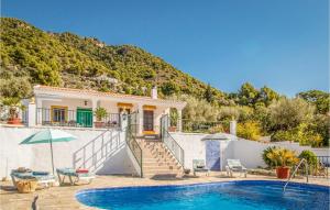 Two-Bedroom Holiday Home room in Beautiful home in Frigiliana w/ Outdoor swimming pool WiFi and 2 Bedrooms
