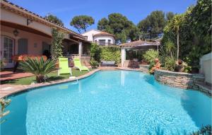 Maisons de vacances Amazing Home In Les Angles With Wifi, Private Swimming Pool And Outdoor Swimming Pool : photos des chambres