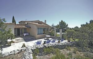 Awesome Home In Joucas With Kitchen