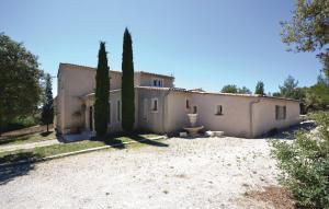 Maisons de vacances Beautiful home in Joucas with 2 Bedrooms, WiFi and Outdoor swimming pool : photos des chambres