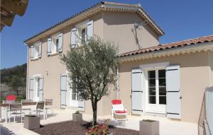 Maisons de vacances Awesome home in Saint Thome with 5 Bedrooms, WiFi and Outdoor swimming pool : photos des chambres