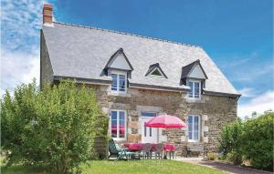 Maisons de vacances Amazing home in Vergoncey with 3 Bedrooms and WiFi : photos des chambres