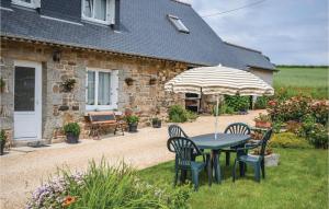 Maisons de vacances Holiday home Kermoisan : photos des chambres