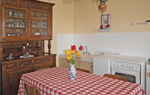 Maisons de vacances Holiday home Kermoisan : photos des chambres