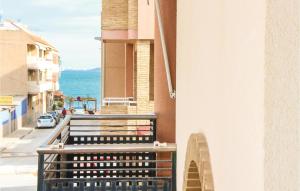 Cozy Apartment In Los Alcázares