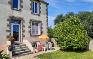 Maisons de vacances Awesome home in Morlaix with 3 Bedrooms : photos des chambres