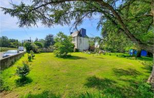 Maisons de vacances Awesome home in Morlaix with 3 Bedrooms : photos des chambres