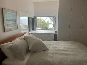 Beachside Taroona with Spa