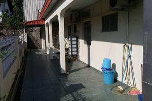 Cosy big house 5min CIQ SOGO KSL mall 4BR 12Pax