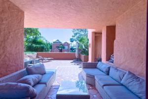 La Alzambra, Puerto Banus