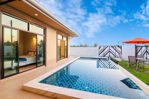 Shirleys Home 32 泳池四合院