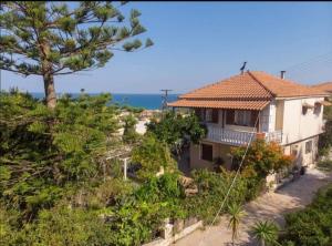 Zabella House with Pool