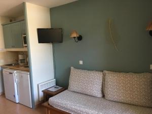 Charmant T2 PISCINE chambre lit double dans résidence du Lac