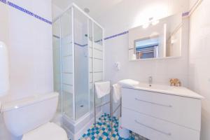 Hotels Hotel Land'Azur : photos des chambres