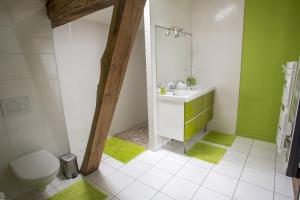 B&B / Chambres d'hotes MAISON MAUPAS Chambre Bleue : photos des chambres