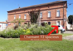 Appartements LE CORAIL - Ideal T2, coeur de ville et 10min Canal du Midi : photos des chambres