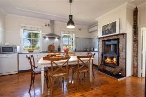 Hanigans Cottage - Jaspers Brush