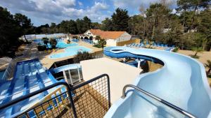 Maisons de vacances Belles Vacances en Bord de Mer dans Camping 4 etoiles : photos des chambres