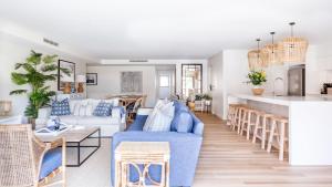 Kingfisher 2 at 5 to 7 Ondine Close