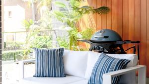 Kingfisher 2 at 5 to 7 Ondine Close