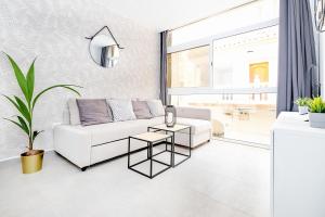 Cala de Mijas Summer Vibes