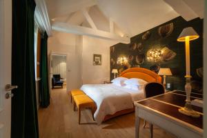 Hotels Le Chateau De Beaulieu : Suite