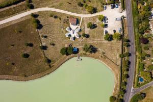 Lodges Shanti Lac Cabanes gites insolites et espace bien-etre Bordeaux : photos des chambres