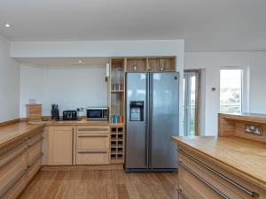 Celyn Y Mor Stunning Rhosneigr Family Beach House - Pass the Keys