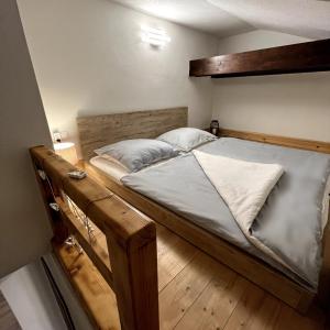 Apartman BlackBerry Tale