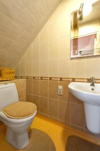 Triple Room (2 Adults + 1 Child) room in Karklės Villa - Prie Jūros