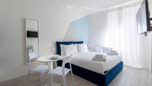 Italianway - The B Village Business