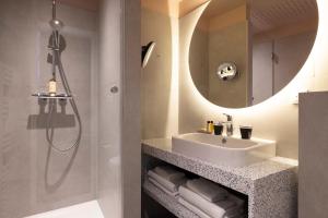 Hotels Hotel Le Colombier : photos des chambres