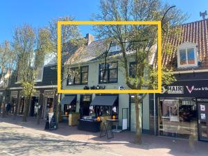 Domburghome 140 m2 groot appartement -midden in het centrum- Private parking