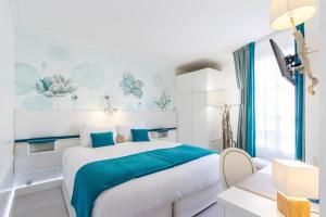 Hotels Hotel Saint Albert : Chambre Supérieure Lit Queen-Size