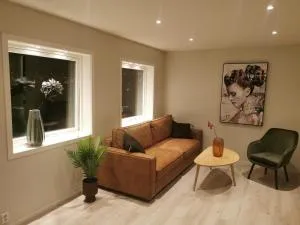 Hurthi Apartment - Blue House - Båtsfjord