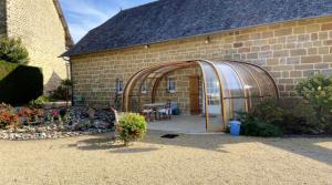 Maison de 2 chambres avec jardin clos et wifi a Saint Aulaire