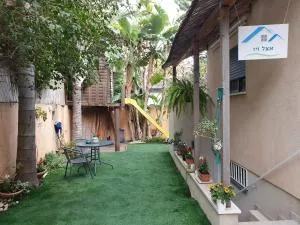 אצל זיו - Tel Binyamin