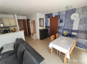 Apartman Antonela with FREE garage parking