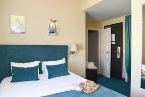 Hotels The Originals Boutique Hotel La Villa Ouest & Spa : photos des chambres