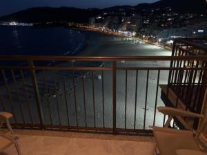 Apartamento en primerísima línea de playa con espectaculares vistas Netflix, Prime y Disney