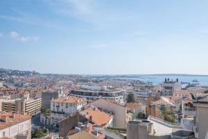 3-Br apartment near downtown Cannes Sea view parking