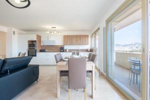 3-Br apartment near downtown Cannes Sea view parking
