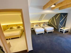 Family Suite with Balcony room in 16 Lakes Hotel