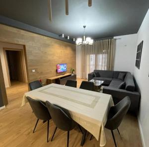 The Enomis Apartment