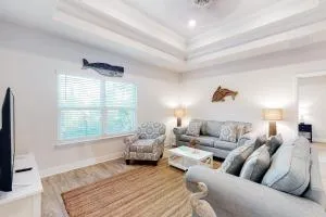 Dolphinitely On Porpoise - Highland View