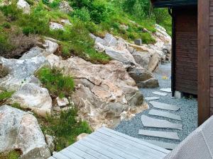 Serene Waterfront Retreat-By Traum