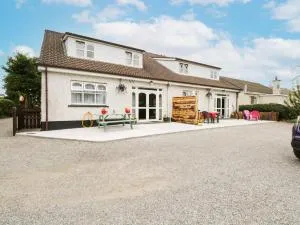 Kiltartan House - Curraunboy