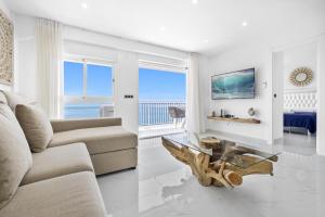 Veracruz 20-D Deluxe Apartment Levante Beach