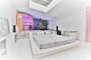 Appartements Jacuzzi Sauna Privatif Fecamp : photos des chambres